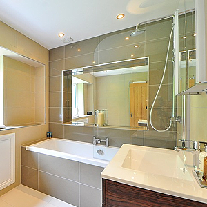 Choose the Best Lighting Option for Your Bathroom